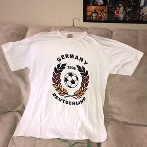 B&C European style Large Germany 2006 Deutschland souvenir tee